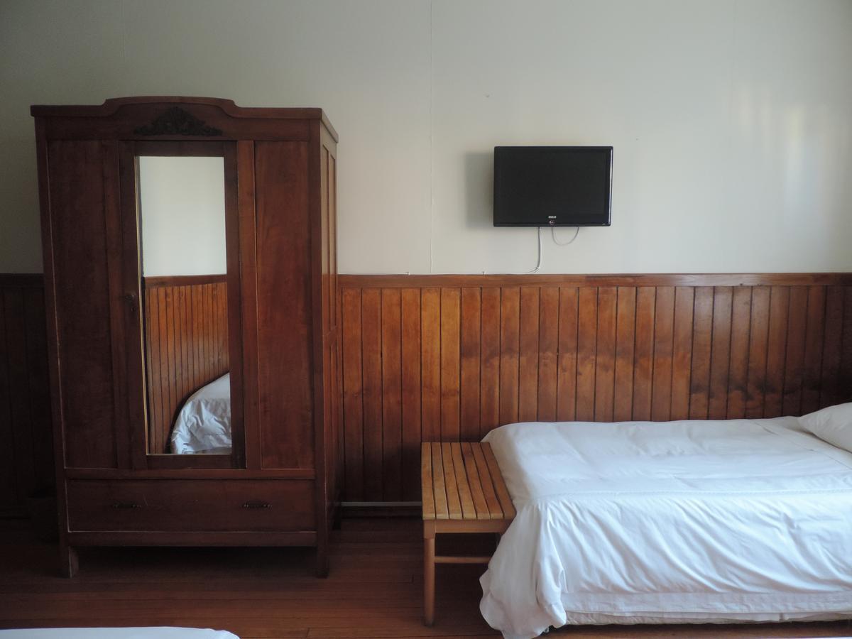 Hostal Oro Fueguino Punta Arenas Exterior foto